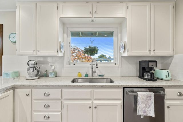 1090 Fritz Road, Mckinleyville, CA 95519