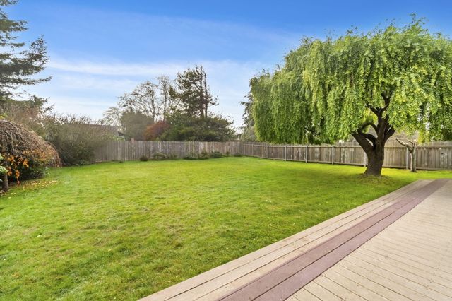 1090 Fritz Road, Mckinleyville, CA 95519