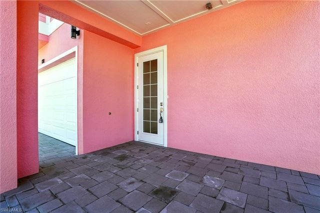 130 Fairweather LN, Fort Myers Beach, FL 33931