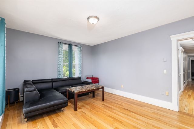 16 Mount Hood Ter 7, Lynn, MA 01901