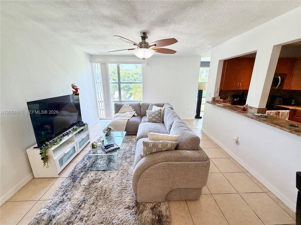 200 177th Drive 319, Sunny Isles Beach, FL 33160