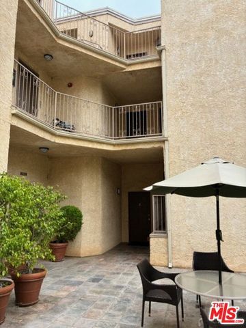 1041 2nd Street 5, Santa Monica, CA 90403
