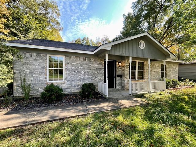 617 S Greenwich Avenue, Russellville, AR 72801