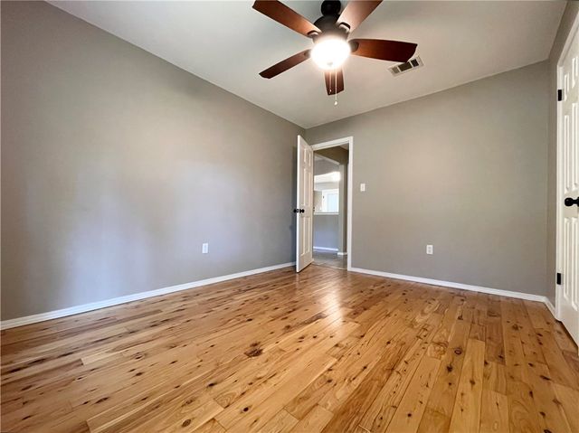 617 S Greenwich Avenue, Russellville, AR 72801