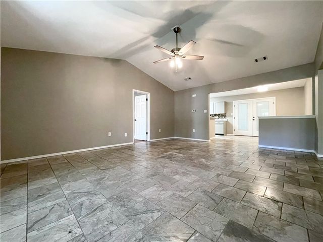 617 S Greenwich Avenue, Russellville, AR 72801