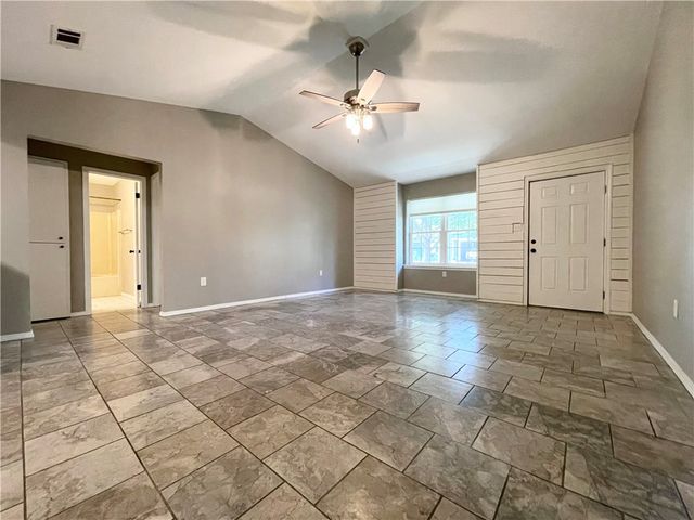 617 S Greenwich Avenue, Russellville, AR 72801