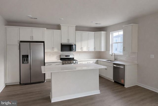 755 PLATINUM DR, Phoenixville, PA 19460