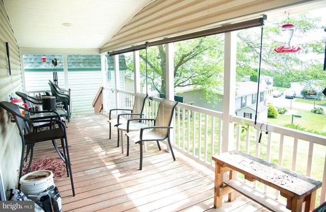 104 RAPTOR DR, Hanover, PA 17331