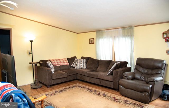 104 RAPTOR DR, Hanover, PA 17331