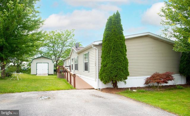 104 RAPTOR DR, Hanover, PA 17331