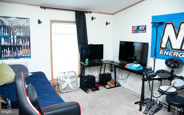 104 RAPTOR DR, Hanover, PA 17331