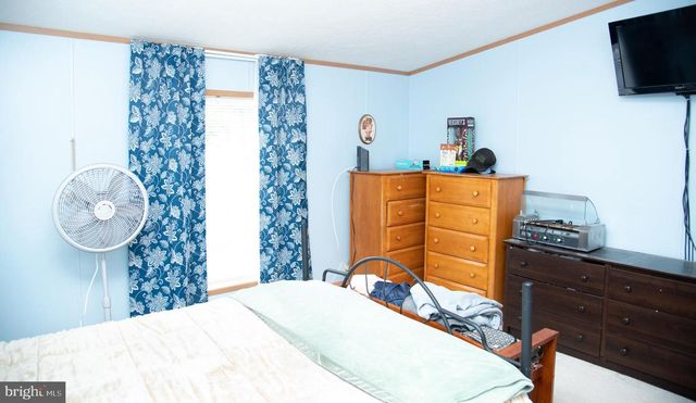 104 RAPTOR DR, Hanover, PA 17331