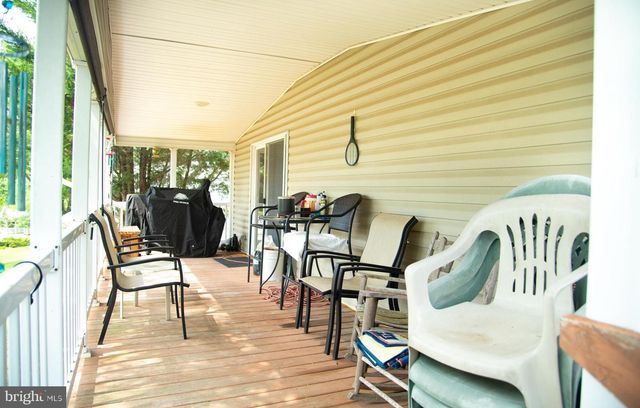 104 RAPTOR DR, Hanover, PA 17331