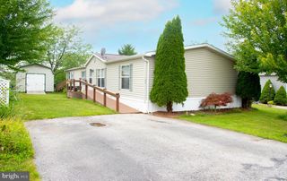 104 RAPTOR DR, Hanover, PA 17331