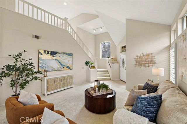 21424 Medina, Mission Viejo, CA 92692