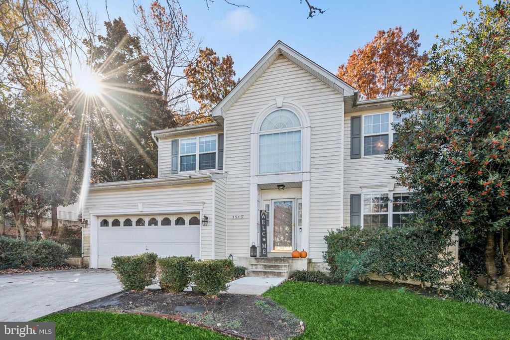 1513 CHASE HILL DR, Severn, MD 21144