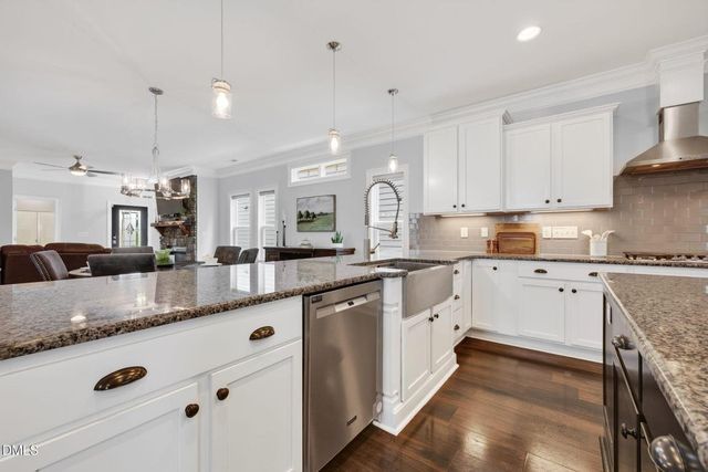 1276 Gloriosa Street, Apex, NC 27523