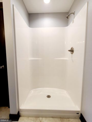 914 Katelyn Circle NE, Montgomery, MN 56069