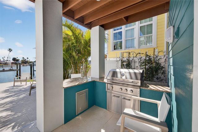 2503 PASS A GRILLE WAY, St Pete Beach, FL 33706