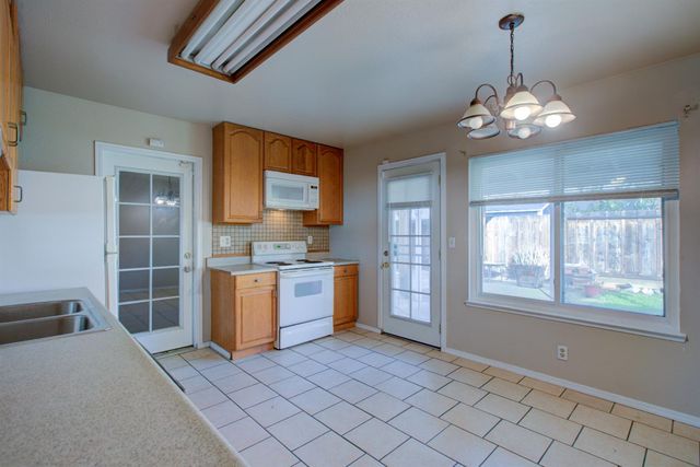 3249 Heatherwood Ct, Modesto, CA 95354