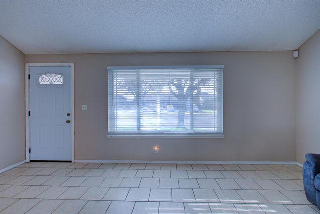 3249 Heatherwood Ct, Modesto, CA 95354