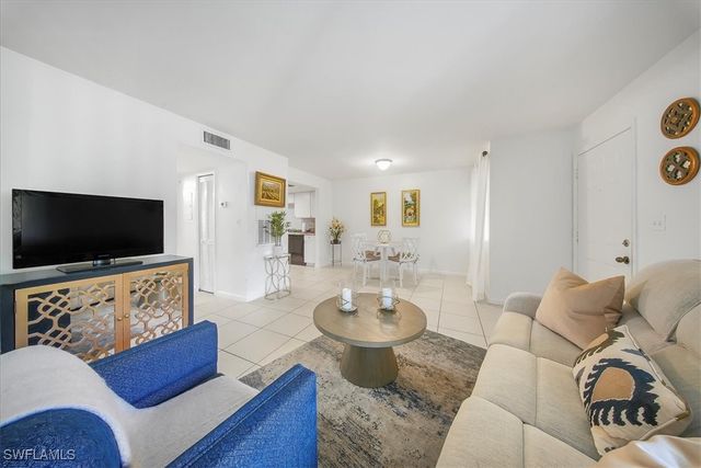 3170 Seasons WAY 802, Estero, FL 33928