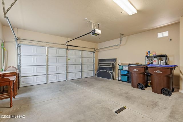 359 W Calle Del Estribo, Sahuarita, AZ 85629