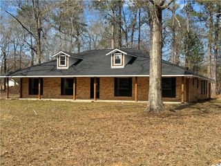 213 HAMILTON Drive, Pineville, LA 71360