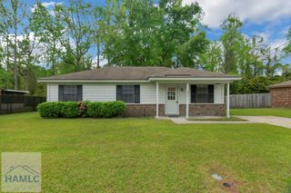 202 Sequoia Circle, Hinesville, GA 31313
