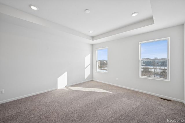 418 Hidden River W, Holly Township, MI 48442