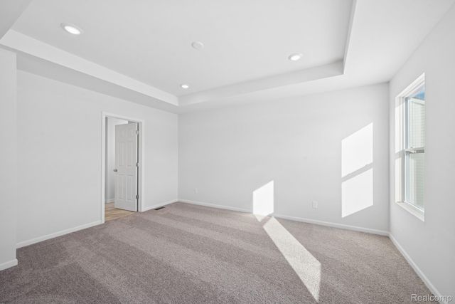 418 Hidden River W, Holly Township, MI 48442