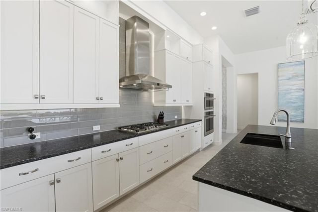 18504 Miromar Lakes BLVD W, Miromar Lakes, FL 33913