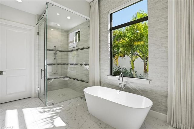 18504 Miromar Lakes BLVD W, Miromar Lakes, FL 33913