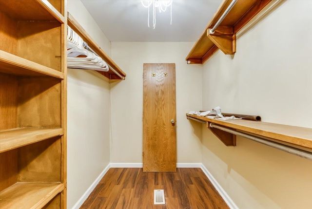 444 Greenvalley Dr, Andover, KS 67002