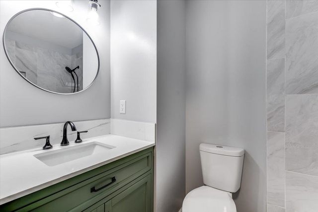 444 Greenvalley Dr, Andover, KS 67002