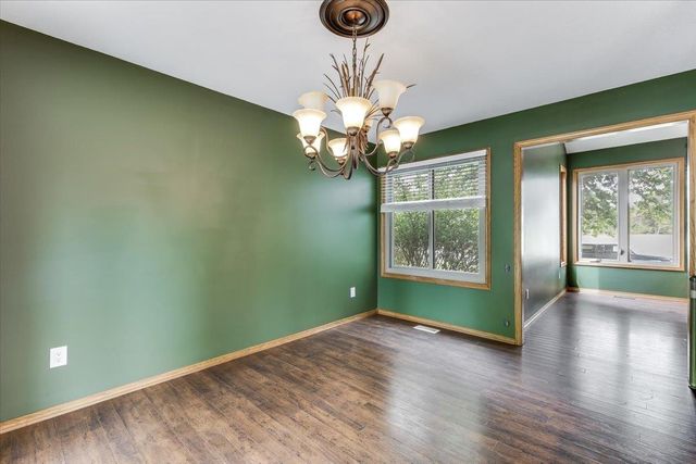 444 Greenvalley Dr, Andover, KS 67002