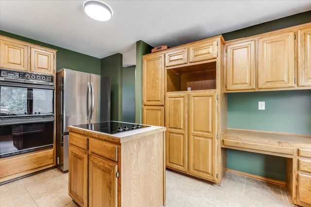 444 Greenvalley Dr, Andover, KS 67002
