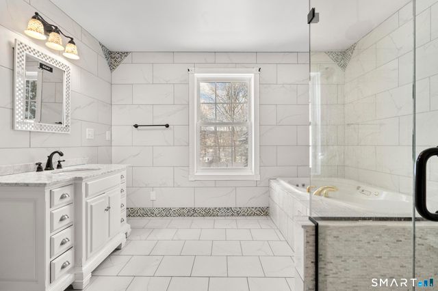 242 Prospect Street, Ansonia, CT 06401