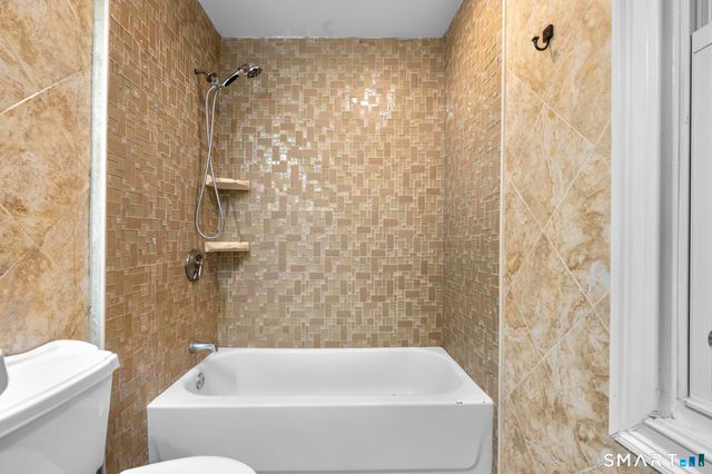 242 Prospect Street, Ansonia, CT 06401