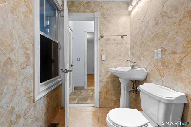 242 Prospect Street, Ansonia, CT 06401