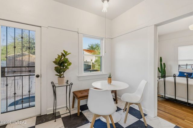 2339 E 6th Street, Tucson, AZ 85719