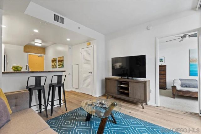 321 10th Ave 1005, San Diego, CA 92101