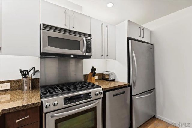 321 10th Ave 1005, San Diego, CA 92101