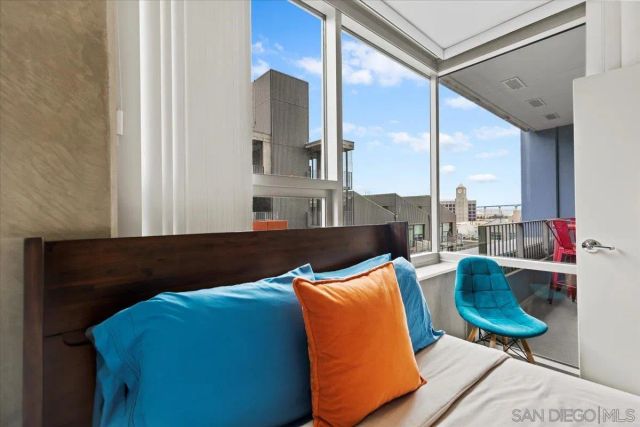 321 10th Ave 1005, San Diego, CA 92101