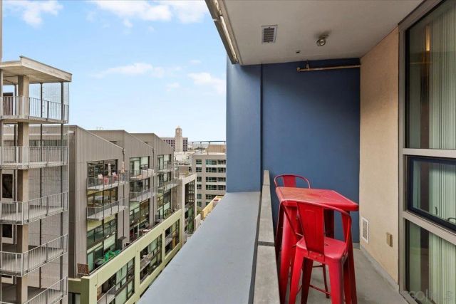 321 10th Ave 1005, San Diego, CA 92101