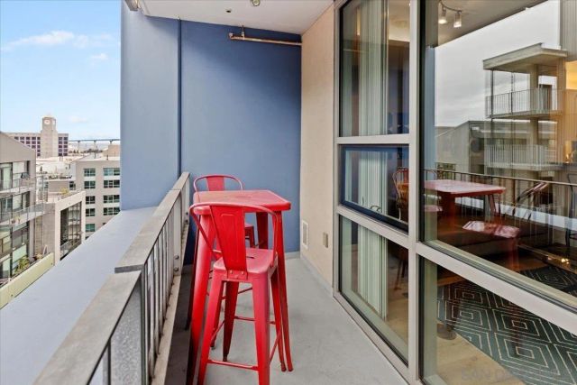 321 10th Ave 1005, San Diego, CA 92101