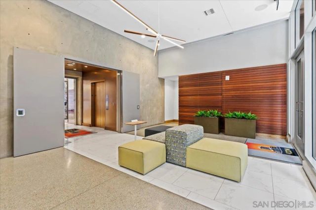 321 10th Ave 1005, San Diego, CA 92101