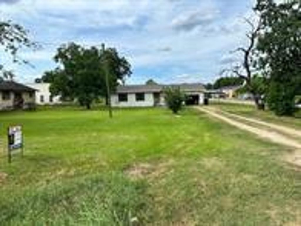 16210 W Bellfort Street, Sugar Land, TX 77498