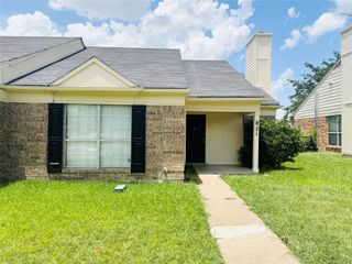 821 Denmark Drive, Mesquite, TX 75149