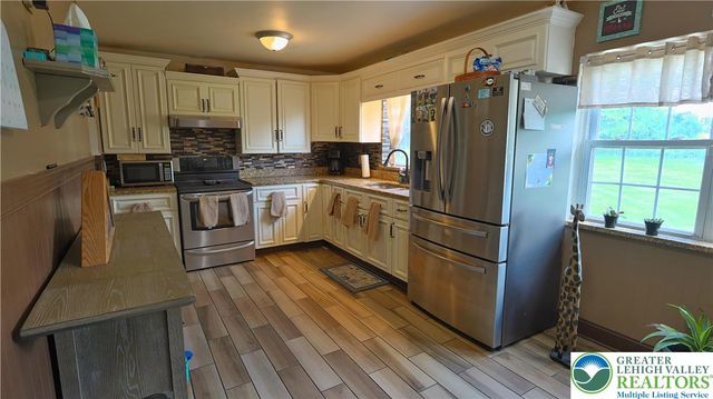 1345 West Macada Road, Hanover Twp, PA 18017